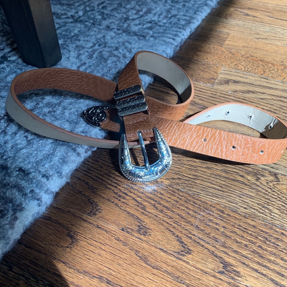 Tan belt